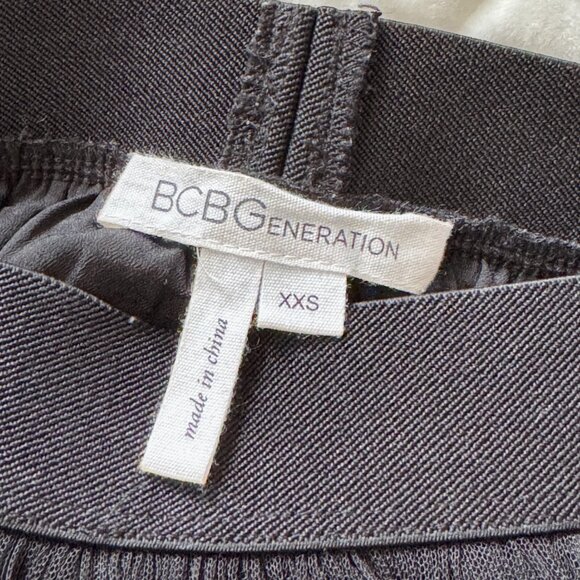 BCBGeneration black tutu skirt - Picture 2 of 2